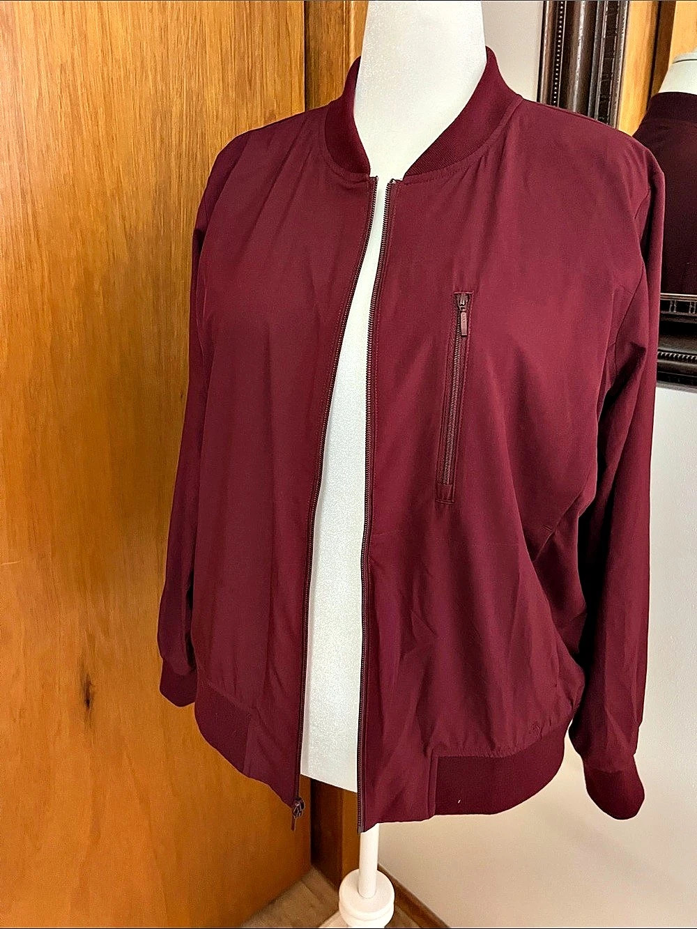 Banana Republic Burgundy Bomber Jacket Size XL Like New